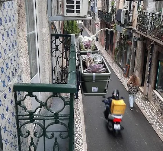 Elegant With Private Jacuzzi Apartment *