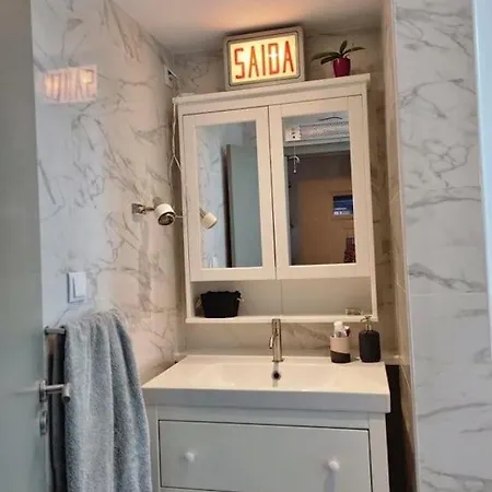 Elegant With Private Jacuzzi * ליסבון